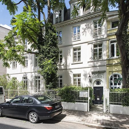 Dirazi Guesthouse & Apartments Gmbh Frankfurt am Main Kültér fotó