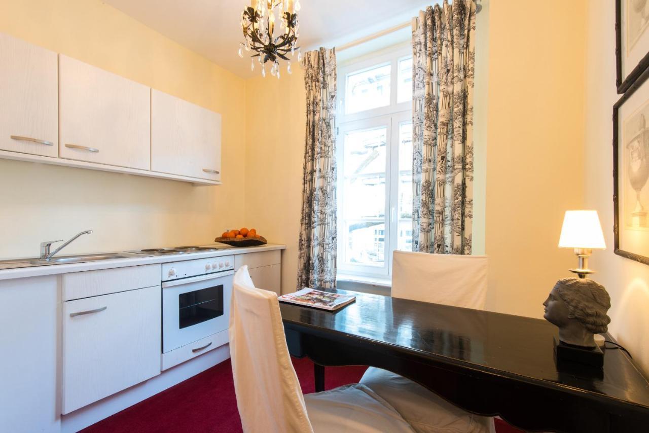 Dirazi Guesthouse & Apartments Gmbh Frankfurt am Main Kültér fotó