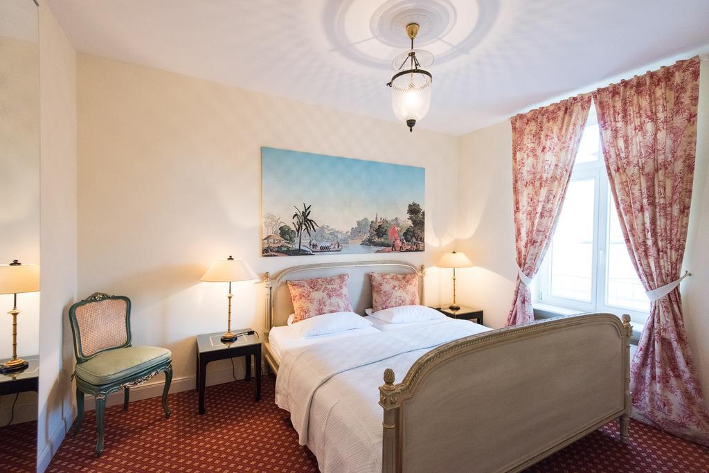 Dirazi Guesthouse & Apartments Gmbh Frankfurt am Main Kültér fotó